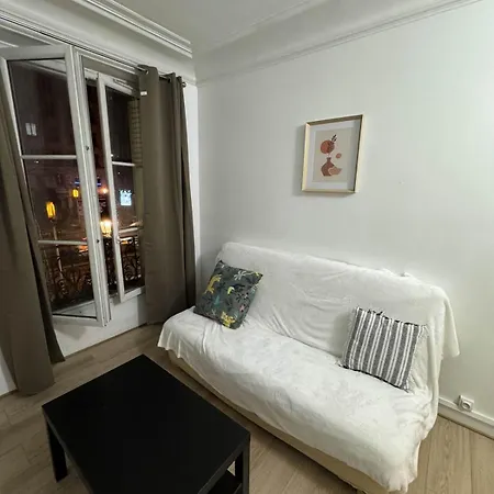 Apartment Entier Paris, France *