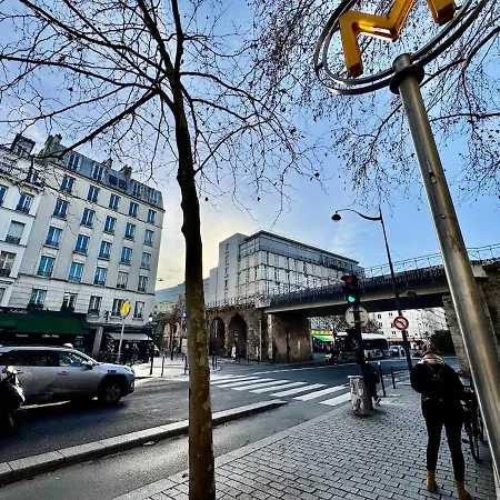 Entier Paris, France